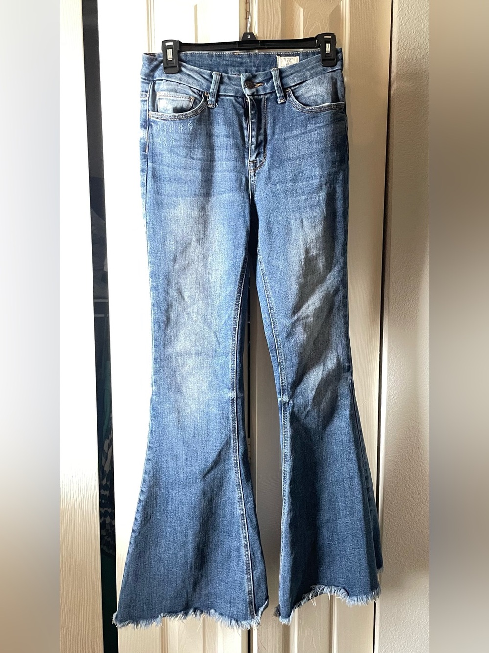 Bridge by Gly: Classic Blue Flare Jeans with Frayed Hem